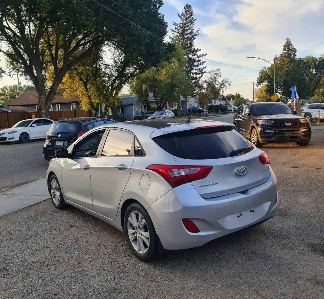 c1073175-0c1b-4512-ad8b-57e630a8417e